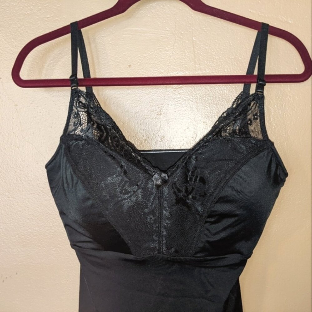 Black Lace Shape wear Camisole Plus size 1x Rhonda Shear Brand New